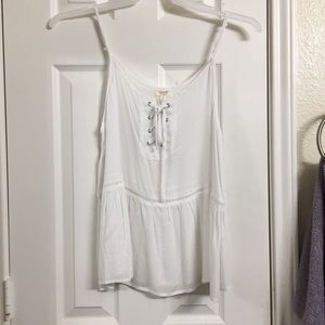 Ganji- white flowy tied top